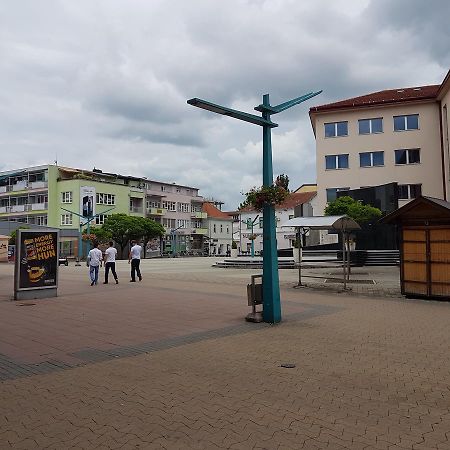 Roses Apartman Bihać Kültér fotó